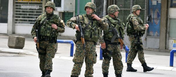 Naoružani policajci u zoni konflikta u Kumanovu, 10. maj. - Sputnik Srbija