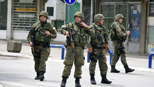 Naoružani policajci u zoni konflikta u Kumanovu, 10. maj. - Sputnik Srbija