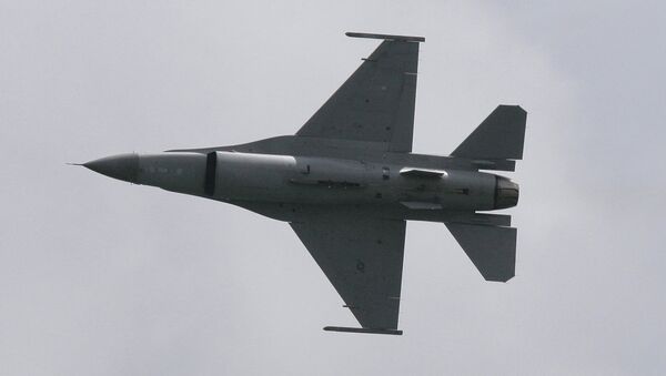 Lovac F-16 - Sputnik Srbija