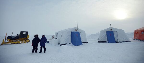 Руски истраживачки камп на Арктику - Sputnik Србија