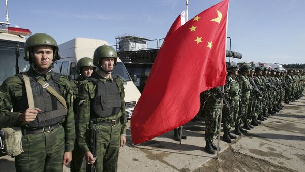 Руски и кинески војници - Sputnik Србија
