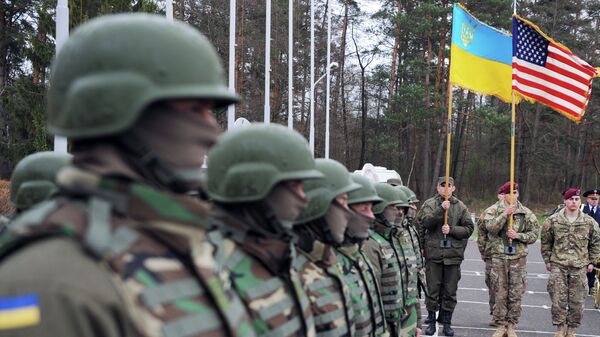 Američki i ukrajinski vojnici na ceremoniji povodom zajedničkih vojnih vežbi - Sputnik Srbija