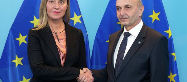 Иса Мустафа и Федерика Могерини - Sputnik Србија