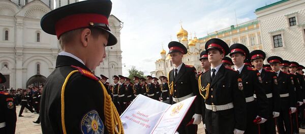 Церемонија примања у кадете питомaца Првог московског кадетског корпуса на Саборном тргу московског Кремља - Sputnik Србија