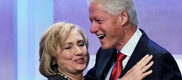 Hilari i Bil Klinton Hilari i Bil Klinton - Sputnik Srbija