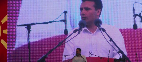 Miting opozicije u Skoplju-za govornicom lider opozicije Zoran Zaev - Sputnik Srbija