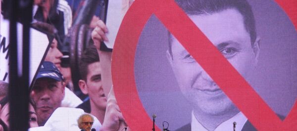 Ako je verovati spekulacijama nije isključeno da kad dođe do novih izbora u ovoj državi premijersko mesto bude ponuđeno — Albancu - Sputnik Srbija