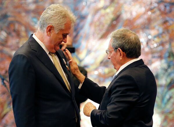 Орден Хосе Марти је установљен 1972. године и највећег је ранга, а додељује се за допринос светском миру, у образовању, у култури и науци - Sputnik Србија