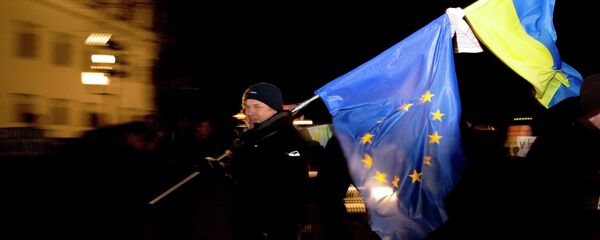 Заставе Украјине и ЕУ - Sputnik Србија