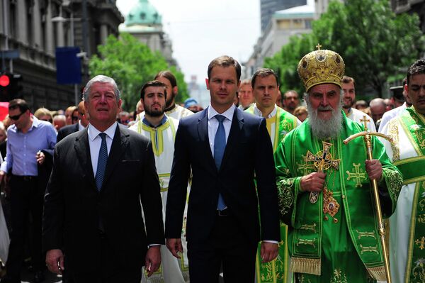 Литију су предводили патријарх Иринеј, градоначелник Синиша Мали и престолонаследник Александар Карађорђевић Литију су предводили патријарх Иринеј, градоначелник Синиша Мали и престолонаследник Александар Карађорђевић - Sputnik Србија
