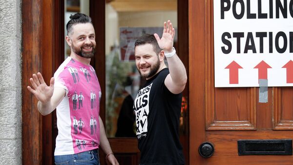Ирци гласали за легализацију геј бракова - Sputnik Србија