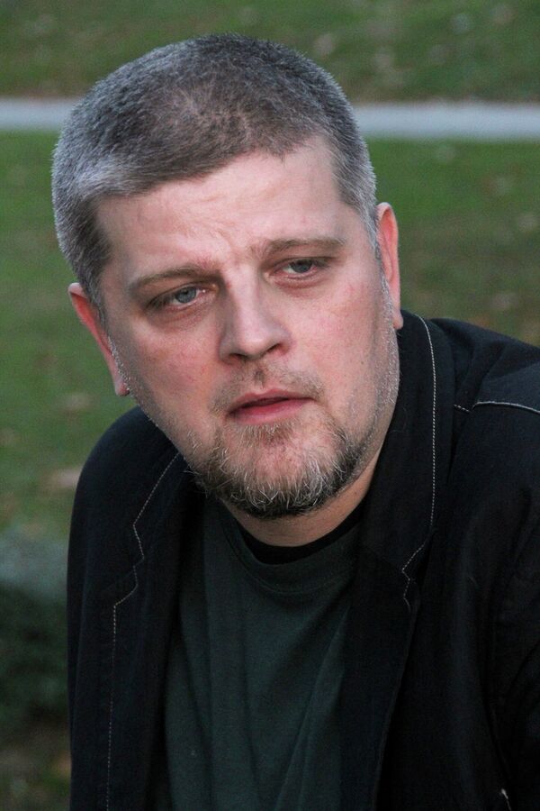 Vladimir Kecmanović: Pri kraju sam pisanja romana na kom već dugo radim i za koji mislim da je najozbiljnije što sam do sada napisao.  - Sputnik Srbija