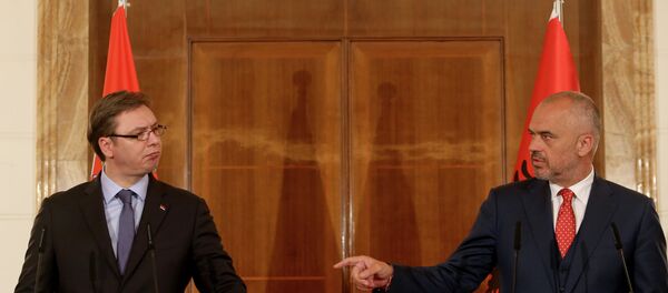 Александар Вучић и Еди Рама на конференцији за новинаре Александар Вучић и Еди Рама на конференцији за новинаре - Sputnik Србија