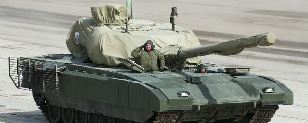 Армата борбени тенк на припремама за Дан победе - Sputnik Србија