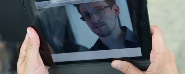 Едвард Сноуден - Sputnik Србија