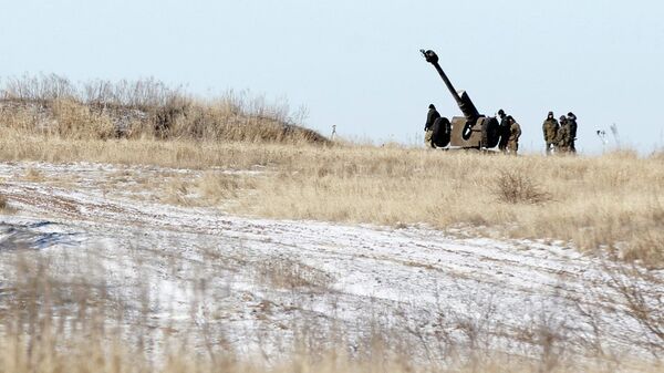 Ukrajinsko teško naoružanje, 20 km severno od Debaljceva - Sputnik Srbija