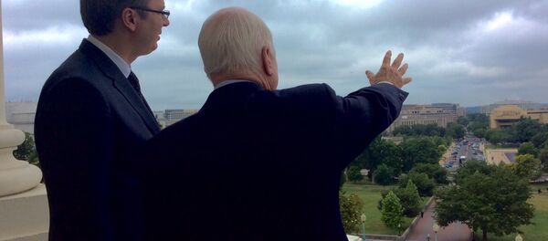 Александар Вучић и Џон Мекејн - Sputnik Србија