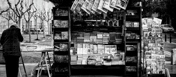 Novine na kiosku Novine na kiosku - Sputnik Srbija