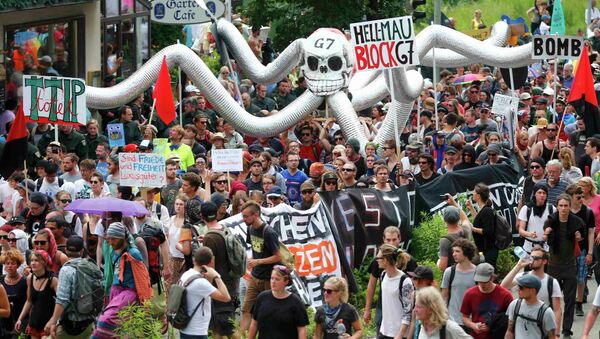 Anti-G7 protest u Garmiš-Partenkirhenu u Nemačkoj - Sputnik Srbija