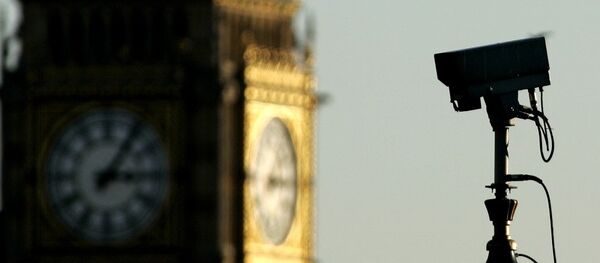 Sigurnosna kamera u Londonu, u pozadini se vidi Big Ben - Sputnik Srbija