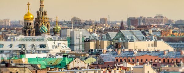 Вид на Исаакиевский собор и крыши Санк-Петербурга Вид на Исаакиевский собор и крыши Санк-Петербурга - Sputnik Србија