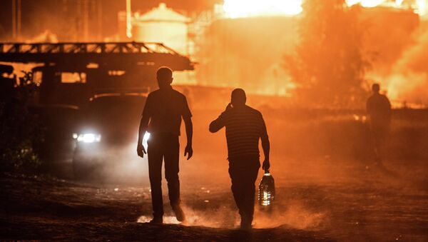 Požar skladišta nafte na periferiji Kijeva, Ukrajina - Sputnik Srbija