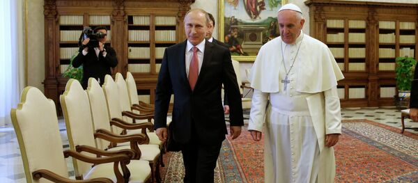 Vladimir Putin i Papa Franja Vladimir Putin i Papa Franja - Sputnik Srbija