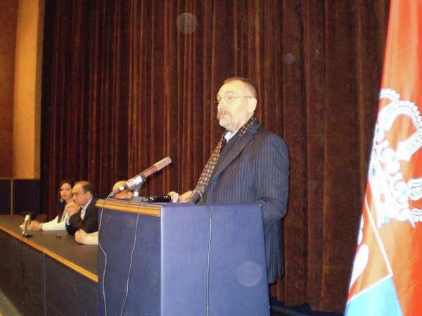 Siniša Kovačević: Na prosvećenoj desnici treba insistirati na viškovima sličnosti, a ne na razlikama. Da nema razlika u političkim platformama, verovatno bismo bili jedna stranka. Siniša Kovačević: Na prosvećenoj desnici treba insistirati na viškovima sličnosti, a ne na razlikama. Da nema razlika u političkim platformama, verovatno bismo bili jedna stranka. - Sputnik Srbija