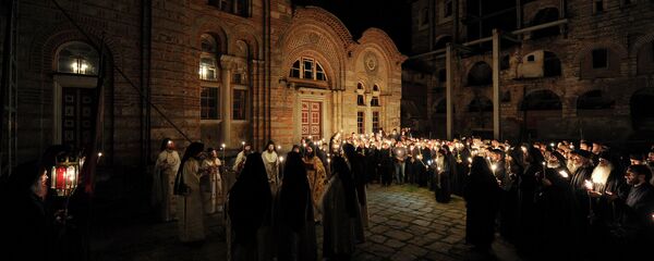 Hilandar - doček praznika Vaskresenja Hristovog, liturgija pod otvorenim nebom - Sputnik Srbija