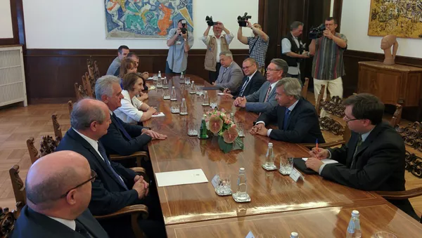 Алексеј Пушков и Томислав Николић - Sputnik Србија