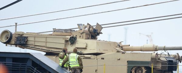 Америчко оклопно возила Америчко оклопно возила - Sputnik Србија