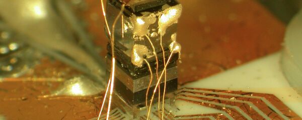 Атомски сат с интегралним колом - Sputnik Србија