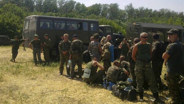 Ukrajinski vojnici traže utočište u Rusiji, region Rostov. - Sputnik Srbija