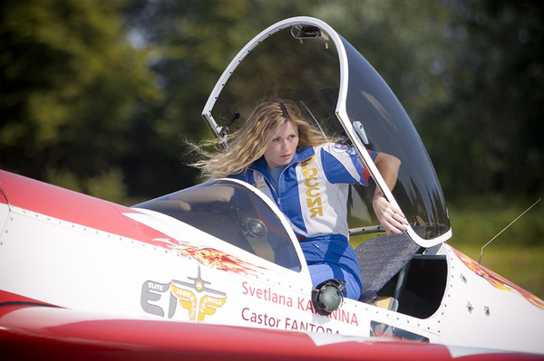 „Aerobatsko letenje je moj život, moj posao, pa čak i moj hobi“, kaže ona. - Sputnik Srbija
