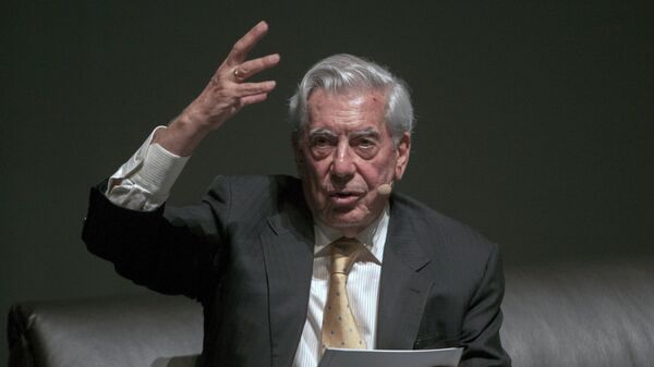 Mario Vargas Ljosa, peruanski nobelovac - Sputnik Srbija
