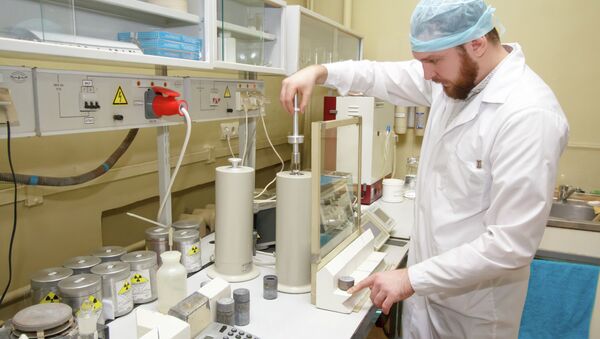 Ruski naučnici napraviće “večnu” nuklearnu bateriju - Sputnik Srbija