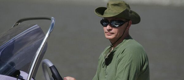 Vladimir Putin u ležernoj varijanti - Sputnik Srbija