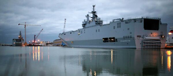 Десантни брод класе „мистрал“ - Sputnik Србија