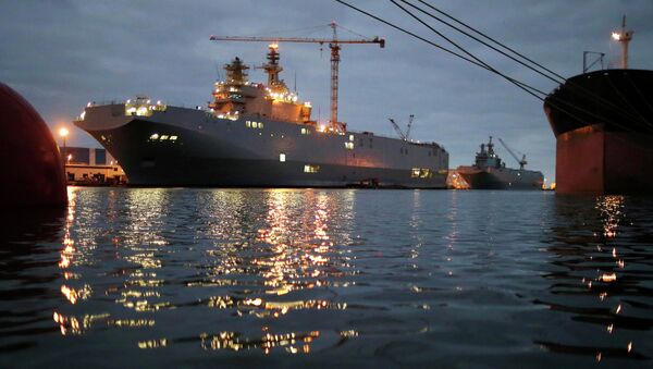 Desantni brodovi klase „mistral“ – „Sevastopolj“ i „Vladivostok“ - Sputnik Srbija