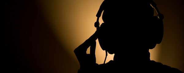 Шпијунирање (илустрација) Шпијунирање (илустрација) - Sputnik Србија