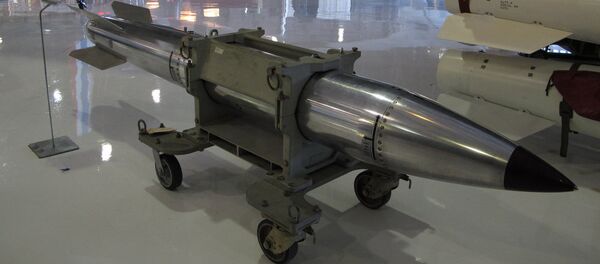 Нова америчка атомска бомба Б61-12 Нова америчка атомска бомба Б61-12 - Sputnik Србија