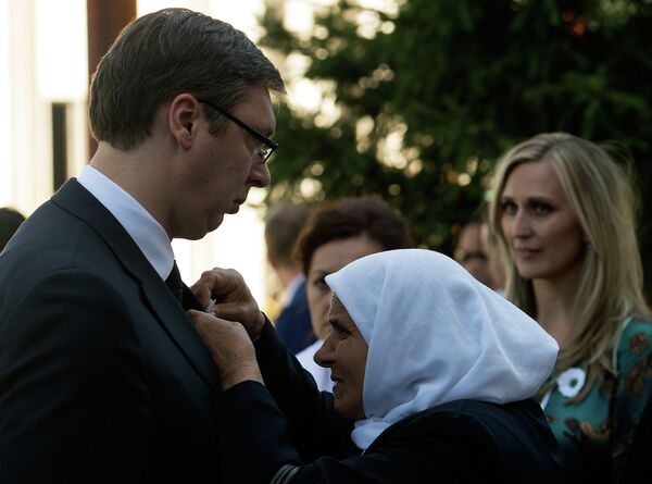 Aleksandar Vučić u Srebrenici Aleksandar Vučić u Srebrenici - Sputnik Srbija