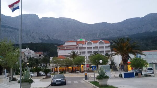 Хотел у Подгори, некада власништво Републике Србије, сада припада приватном власнику из Хрватске - Sputnik Србија