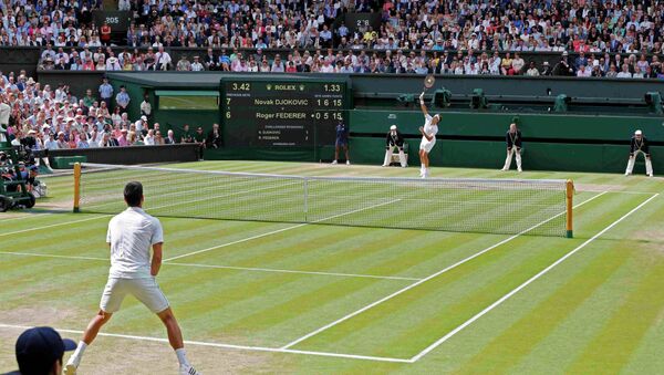 Novak Đoković u finalu Vimbldona protiv Rodžera Federera - Sputnik Srbija