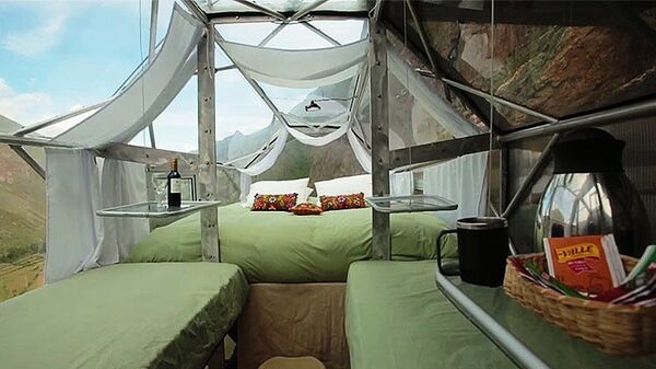 Skajlodž kapsula iznad provalije - Sputnik Srbija