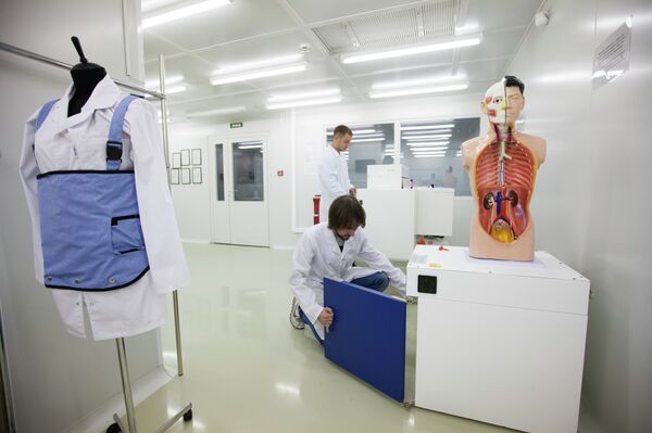 Lekar ne može da sedi čitav dan i da posmatra sve što se dešava u želucu pacijenta. Zato je napraviljen program koji automatski prepoznaje moguće povrede ili promene unutar trakta i šalje signal lekaru - Sputnik Srbija