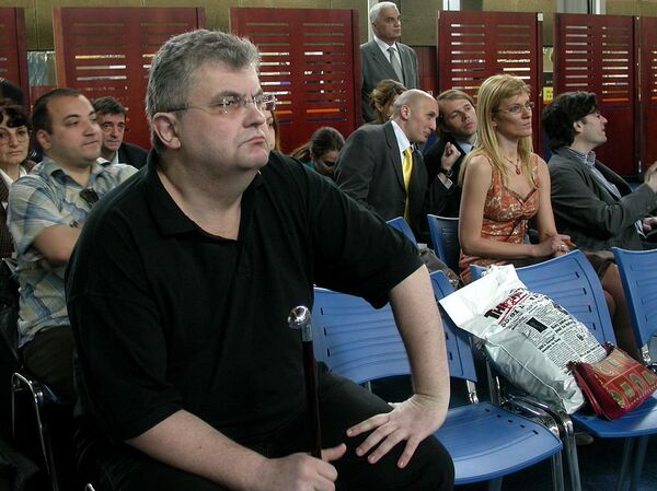 Ненад Чанак Ненад Чанак - Sputnik Србија