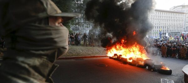 Haos u Ukrajini - Sputnik Srbija