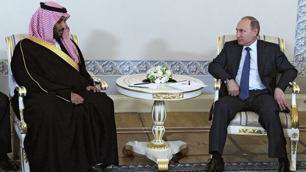 Predsednik Vladimir Putin i ministar inostranih poslova Saudijske Arabije Muhamed bin Salman - Sputnik Srbija