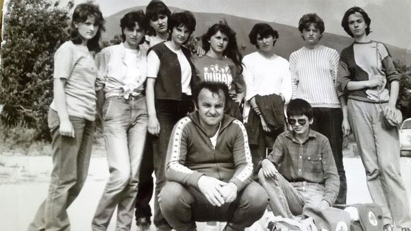 Uspomena sa takmičenja iz pružanja Prve pomoći, Milan je bio nastavnik Biologije u kninskoj Osnovnoj školi - Sputnik Srbija